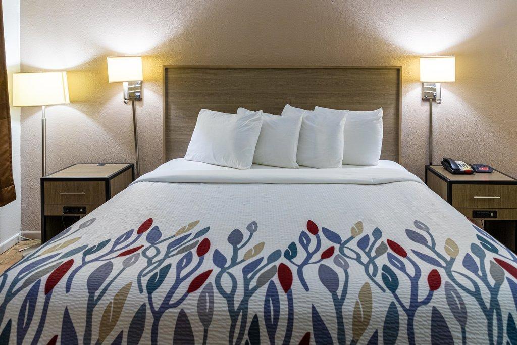 Red Roof Inn Savannah - Richmond Hill I-95 Экстерьер фото