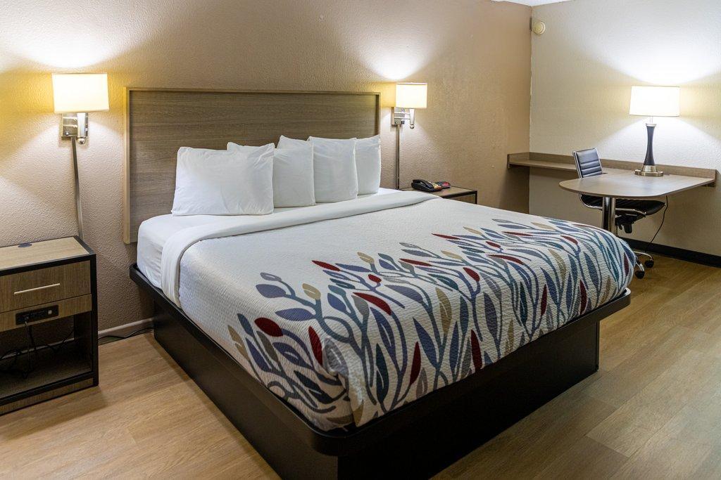 Red Roof Inn Savannah - Richmond Hill I-95 Экстерьер фото