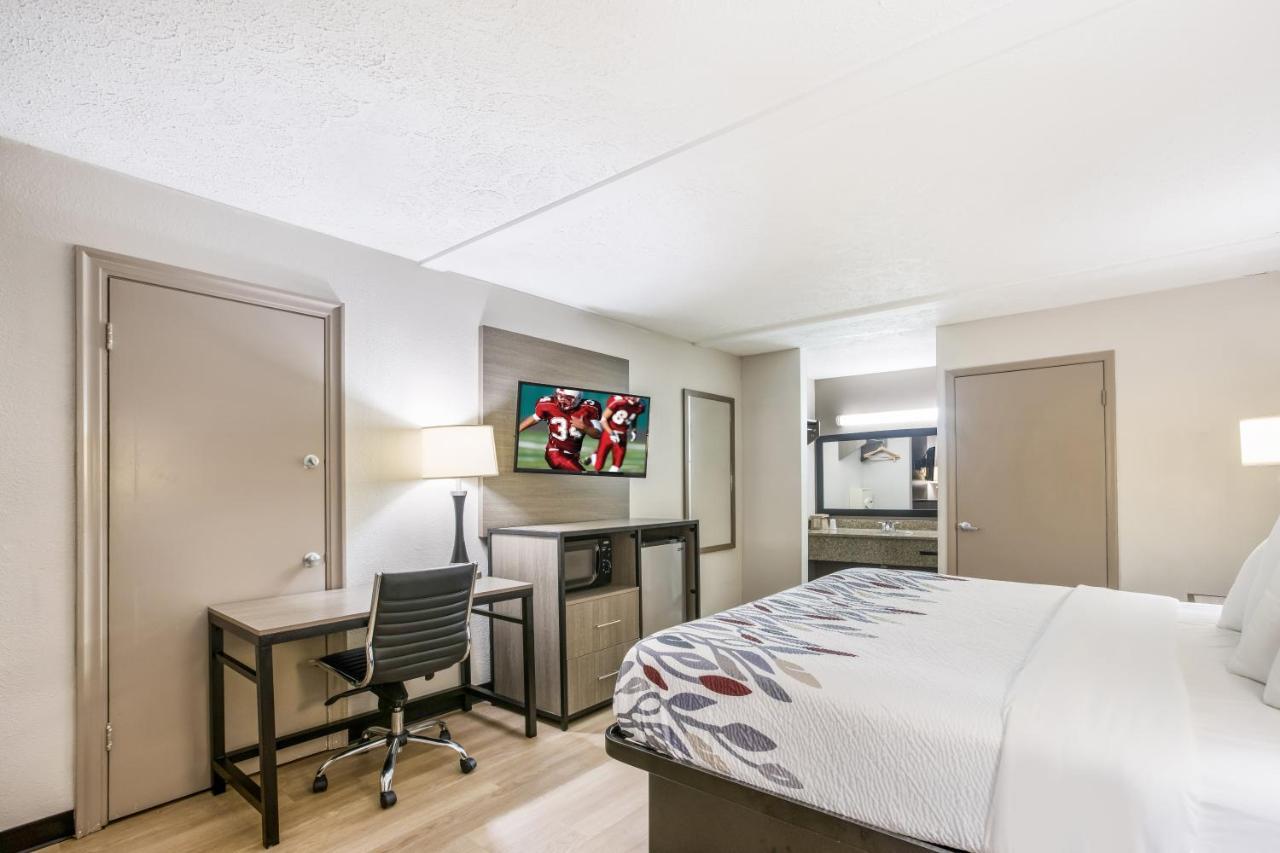Red Roof Inn Savannah - Richmond Hill I-95 Экстерьер фото