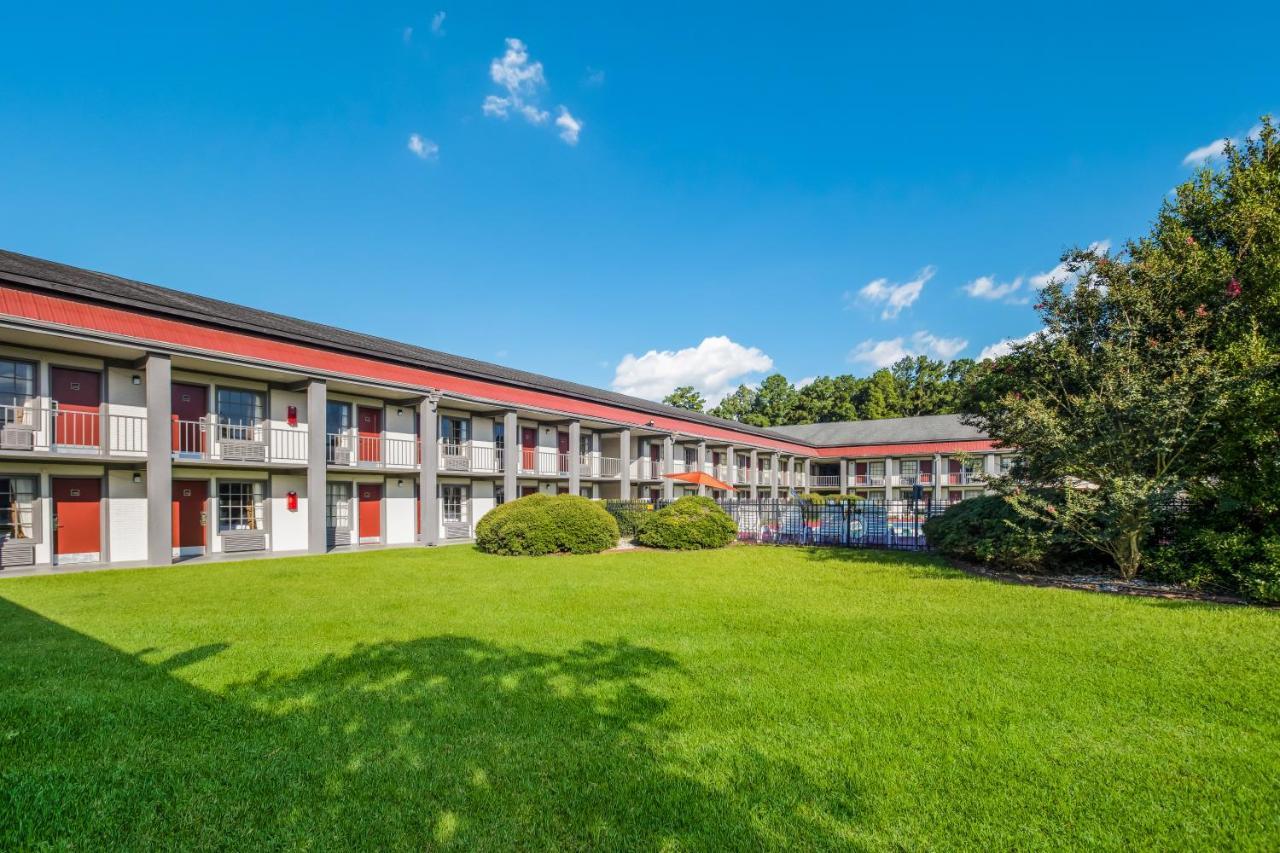 Red Roof Inn Savannah - Richmond Hill I-95 Экстерьер фото