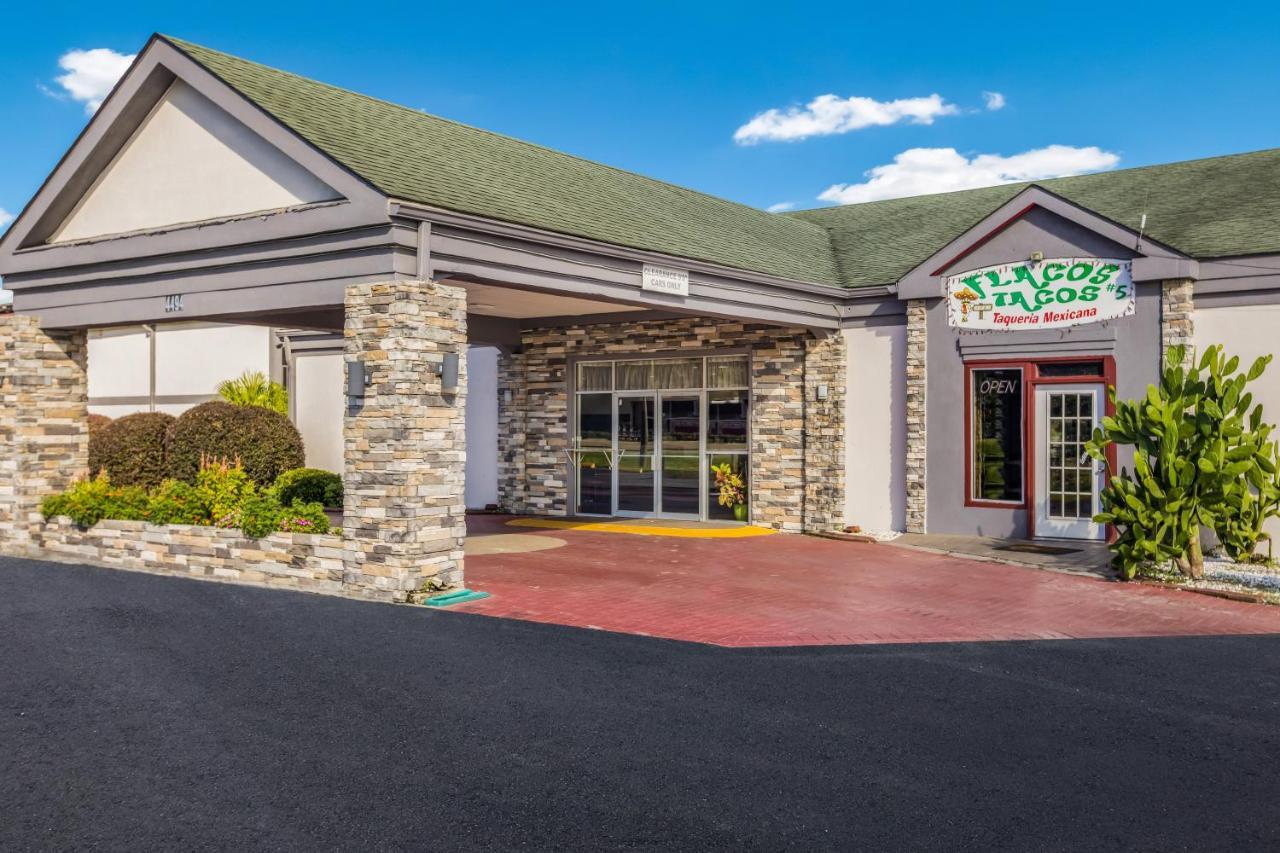 Red Roof Inn Savannah - Richmond Hill I-95 Экстерьер фото