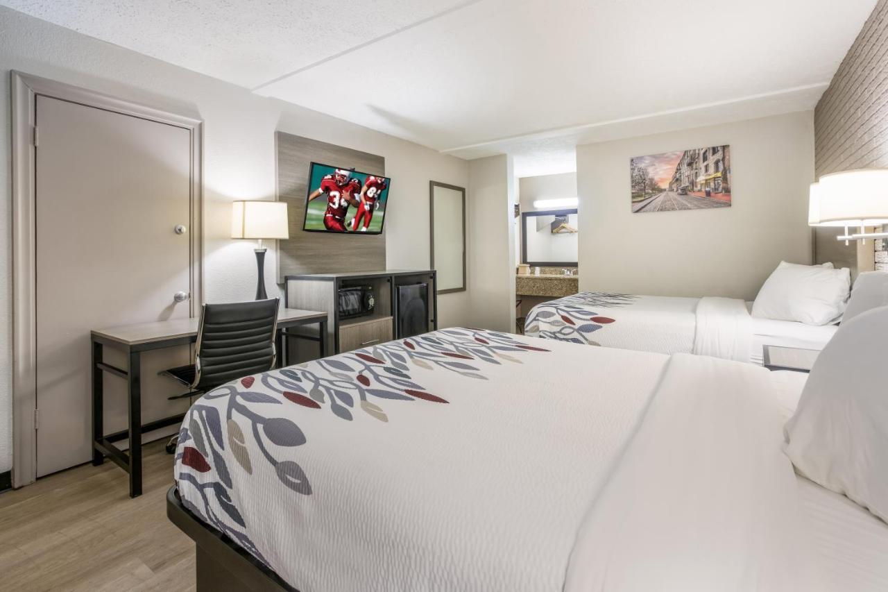 Red Roof Inn Savannah - Richmond Hill I-95 Экстерьер фото