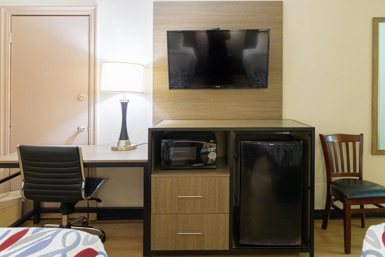 Red Roof Inn Savannah - Richmond Hill I-95 Экстерьер фото