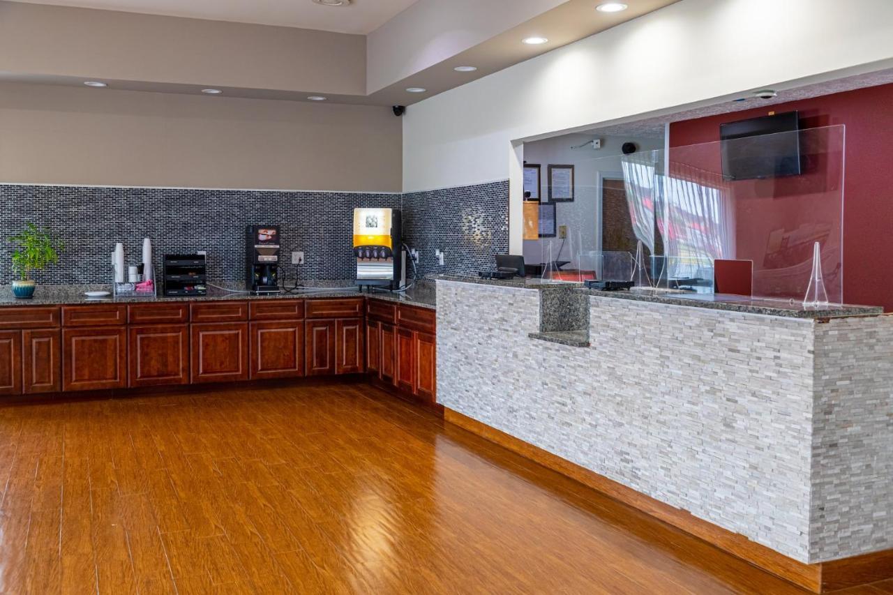 Red Roof Inn Savannah - Richmond Hill I-95 Экстерьер фото