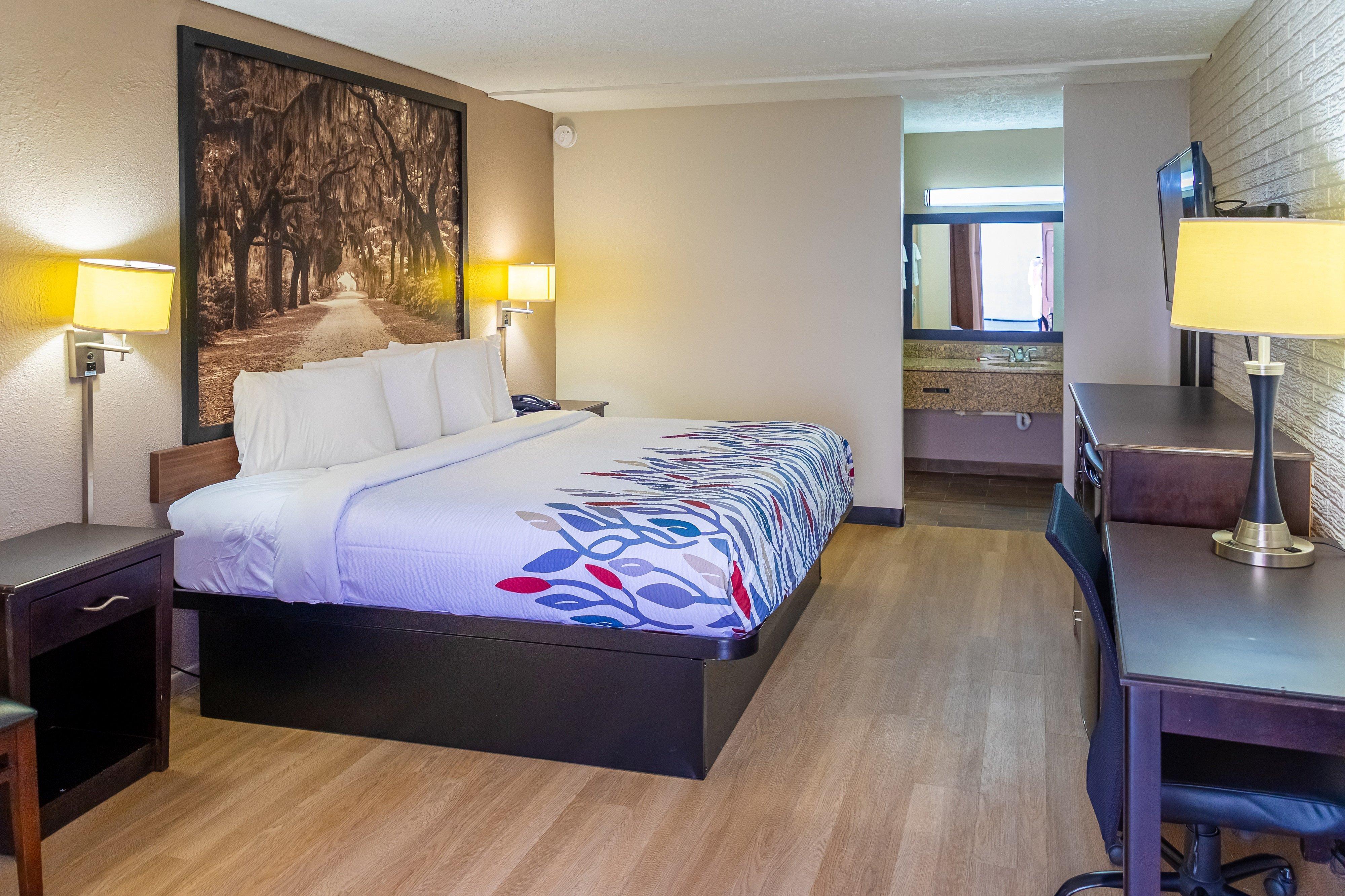 Red Roof Inn Savannah - Richmond Hill I-95 Экстерьер фото