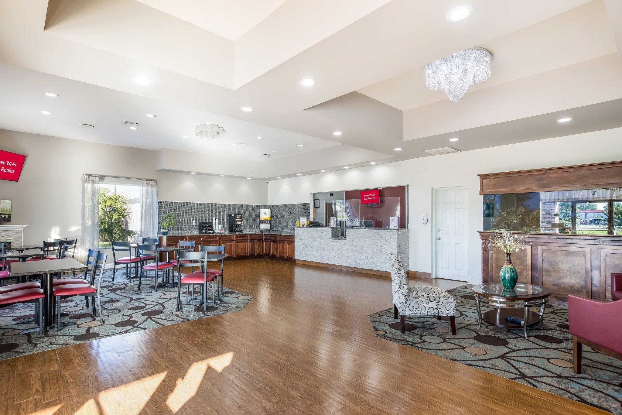 Red Roof Inn Savannah - Richmond Hill I-95 Экстерьер фото